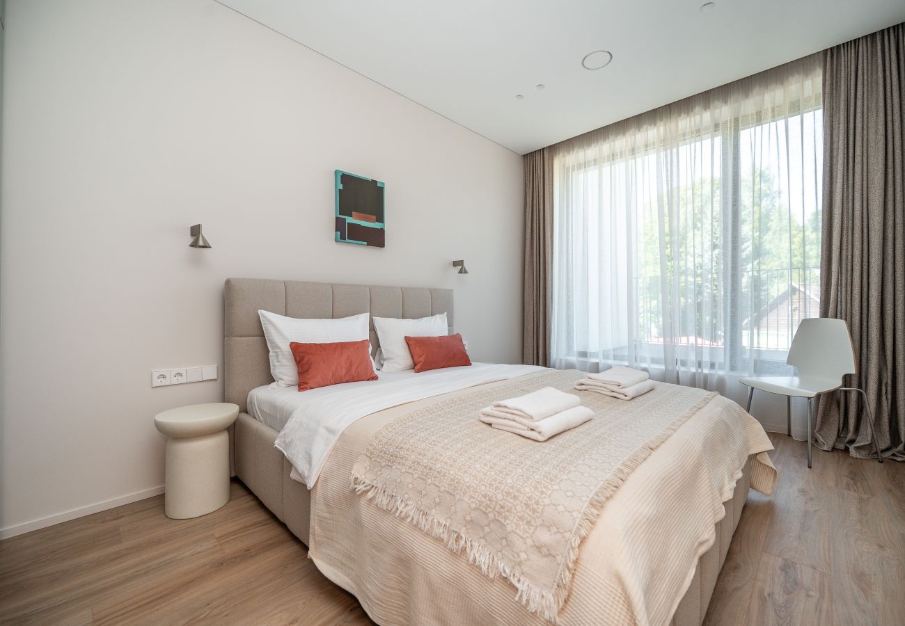 Apartamento en Vilnius - Calm Central Retreat B with Parking