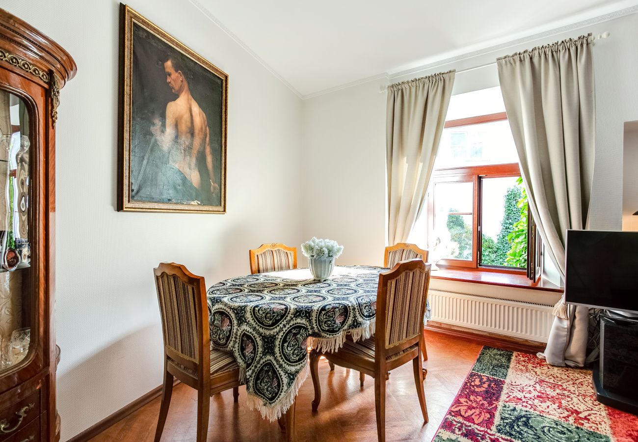 Apartamento em Vilnius - Classic Old Town 1 Bedroom Apartment