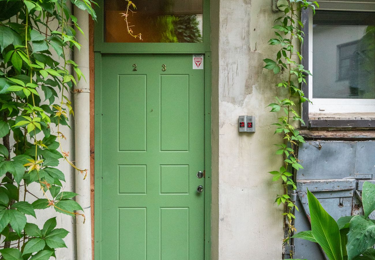 Apartamento em Vilnius - Heritage 1 Bedr Apartment by the Gates of Dawn