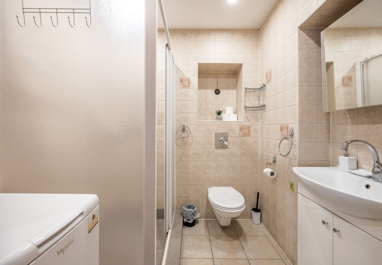 Apartamento em Vilnius - Heritage 1 Bedr Apartment by the Gates of Dawn