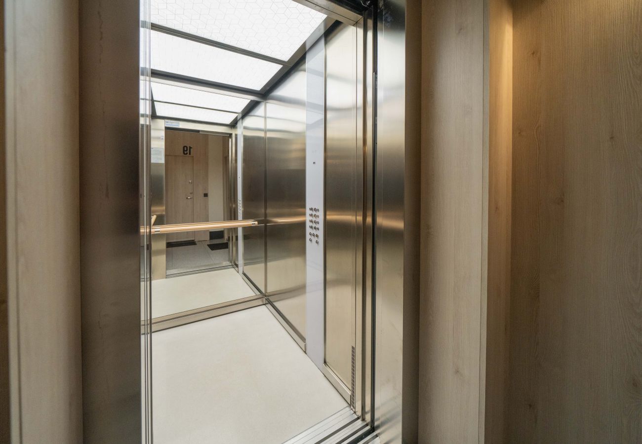 Lejlighed i Vilnius - 1 Bedroom Apartment next to Gediminas Avenue