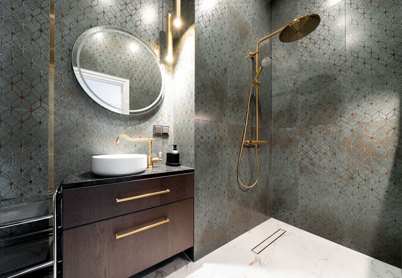 Lejlighed i Vilnius - Newly Refurbished Luxurious 2 Bedroom Apartment