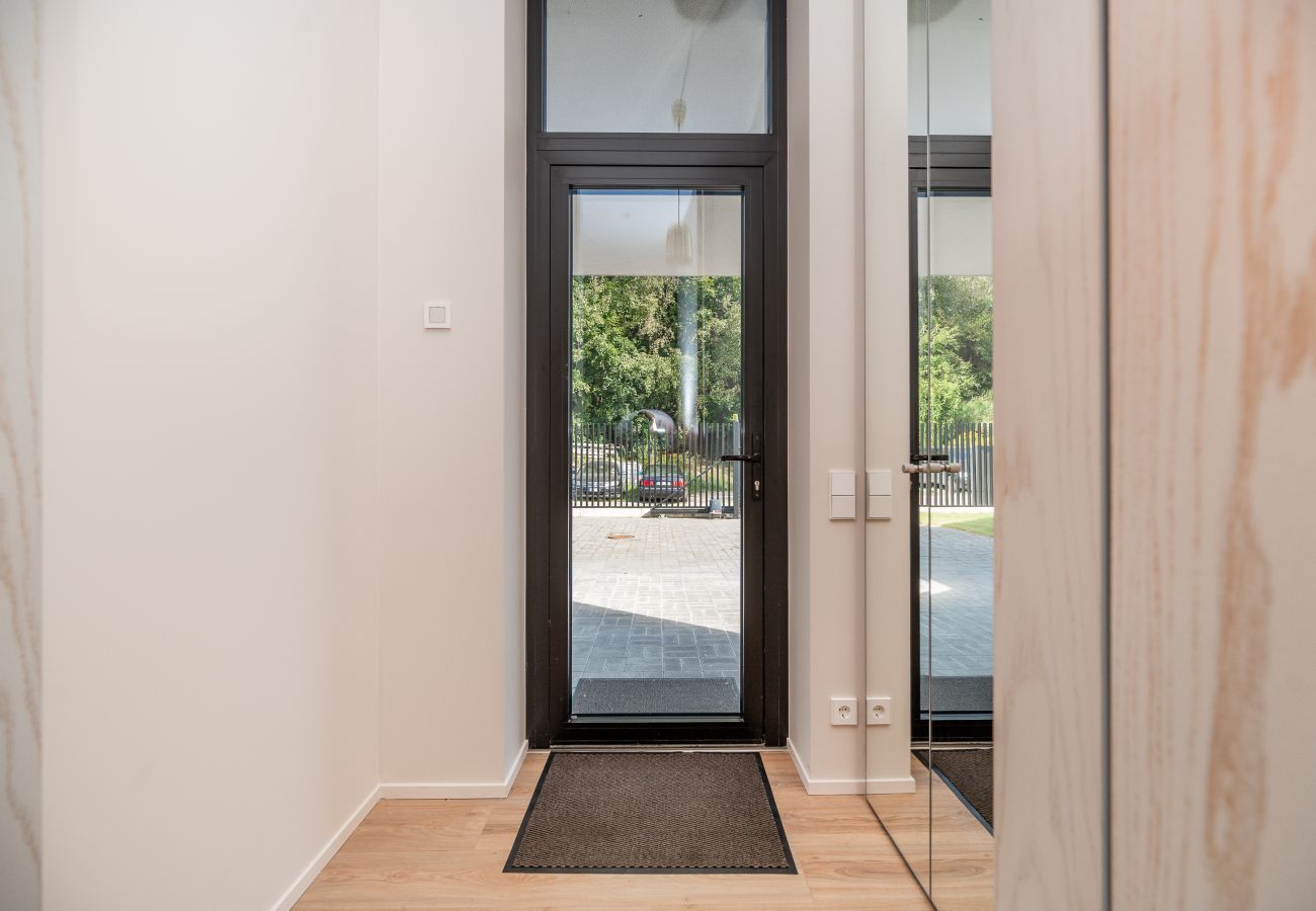 Appartement in Vilnius - Calm Central Retreat A with Parking