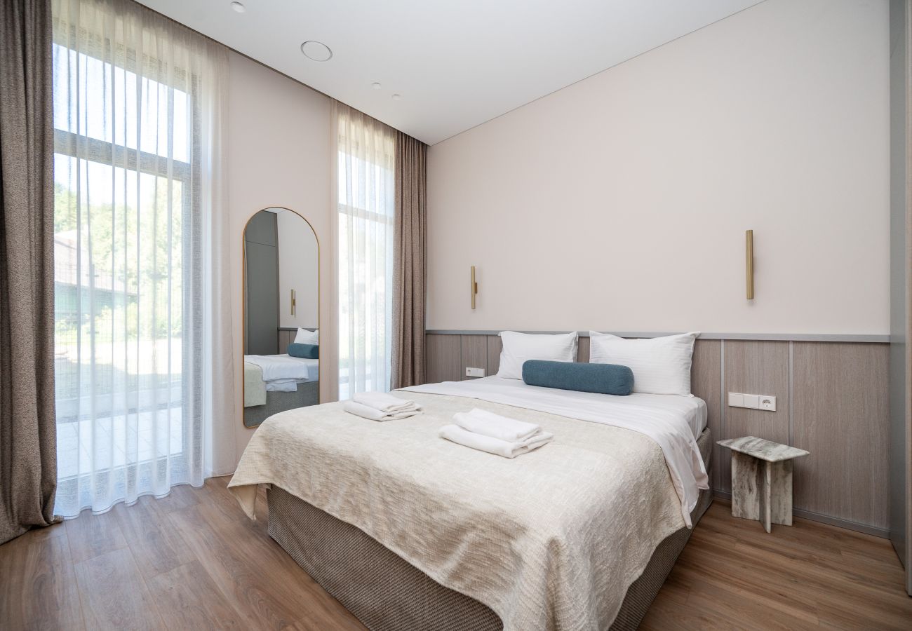 Appartement in Vilnius - Calm Central Retreat A with Parking