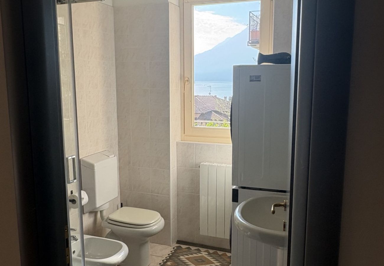 Appartement in Sala Comacina - Panoramic Lake View Apartment with Pool & Parking