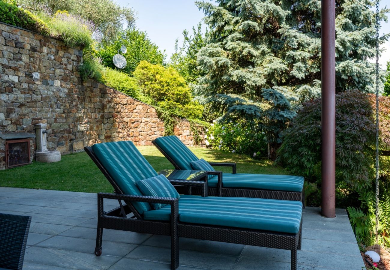 Appartement à Menaggio - Villa Susanna with Pool & Lake Como View
