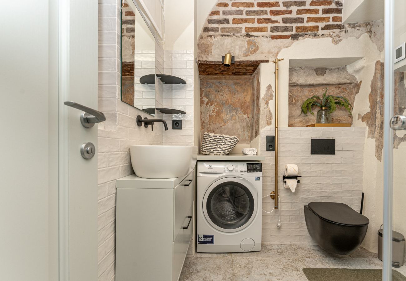 Apartment in Vilnius - Reformatu Square Apartment by Reside Baltic