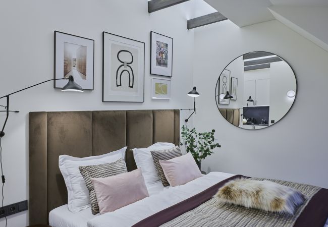 Apartment in Vilnius - Deluxe Studio Attic in Old Town