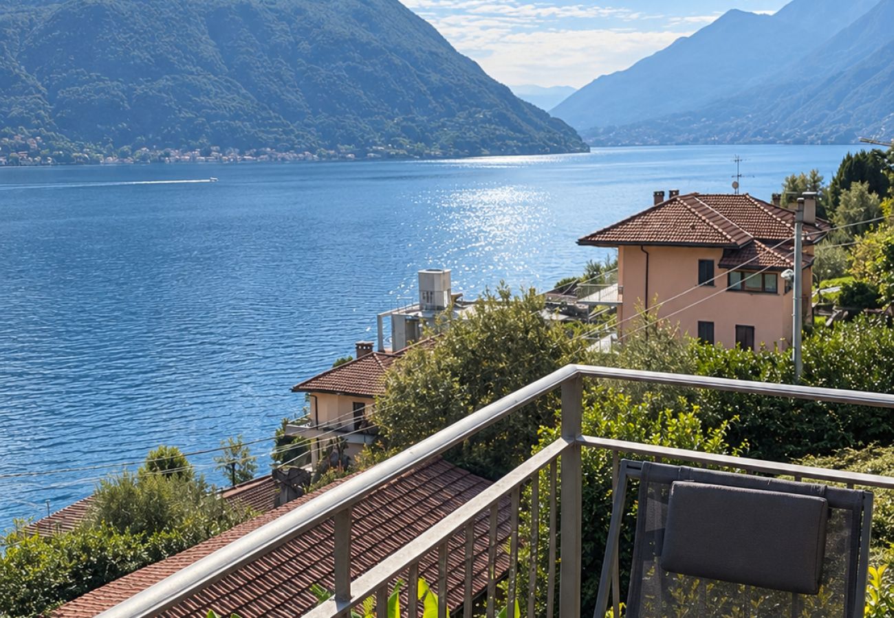 Apartment in Sala Comacina - Panoramic Lake View Apartment with Pool & Parking