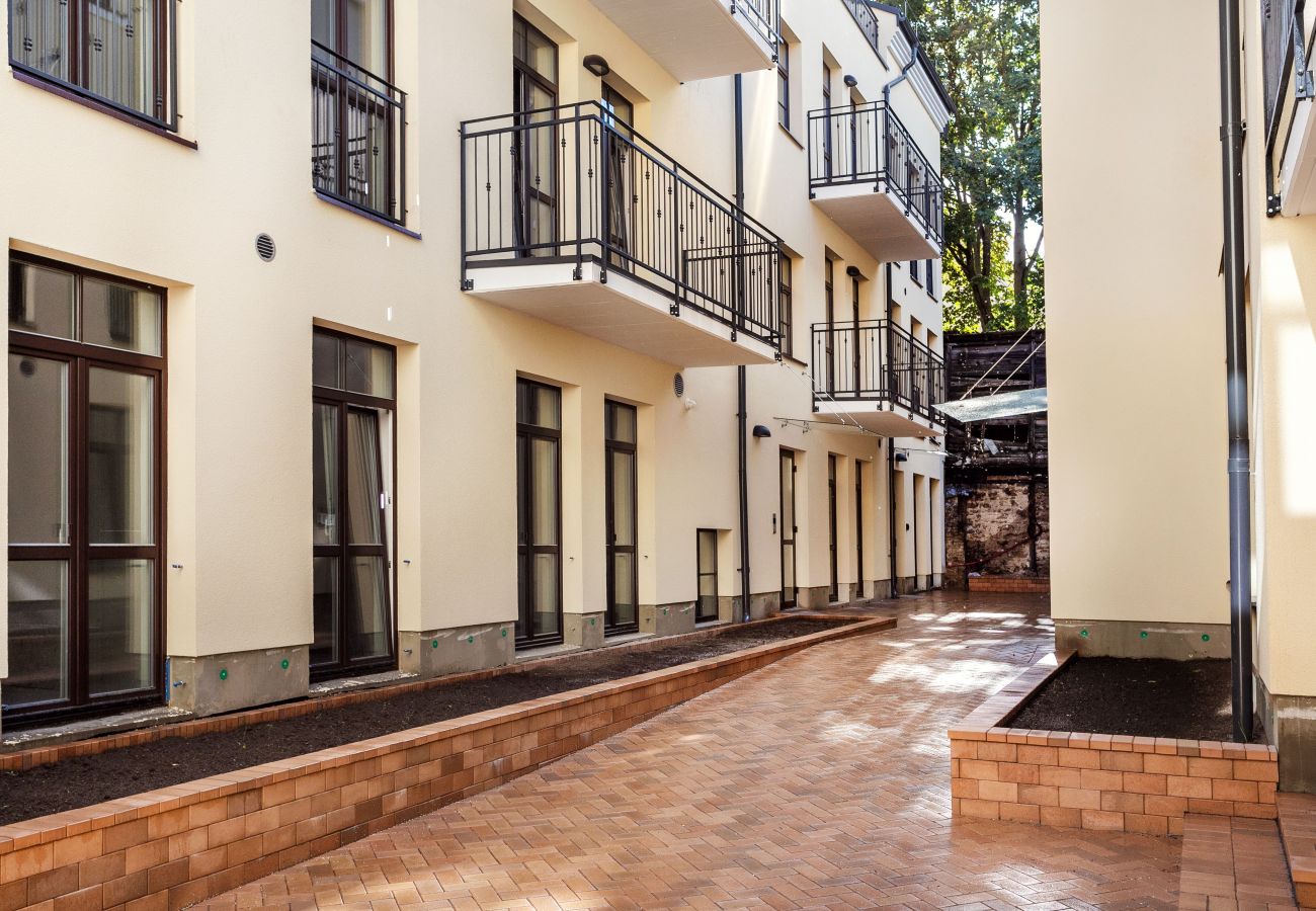 Leilighet i Vilnius - Cosy 1 Bedroom 2 Bathroom Yard Apartment