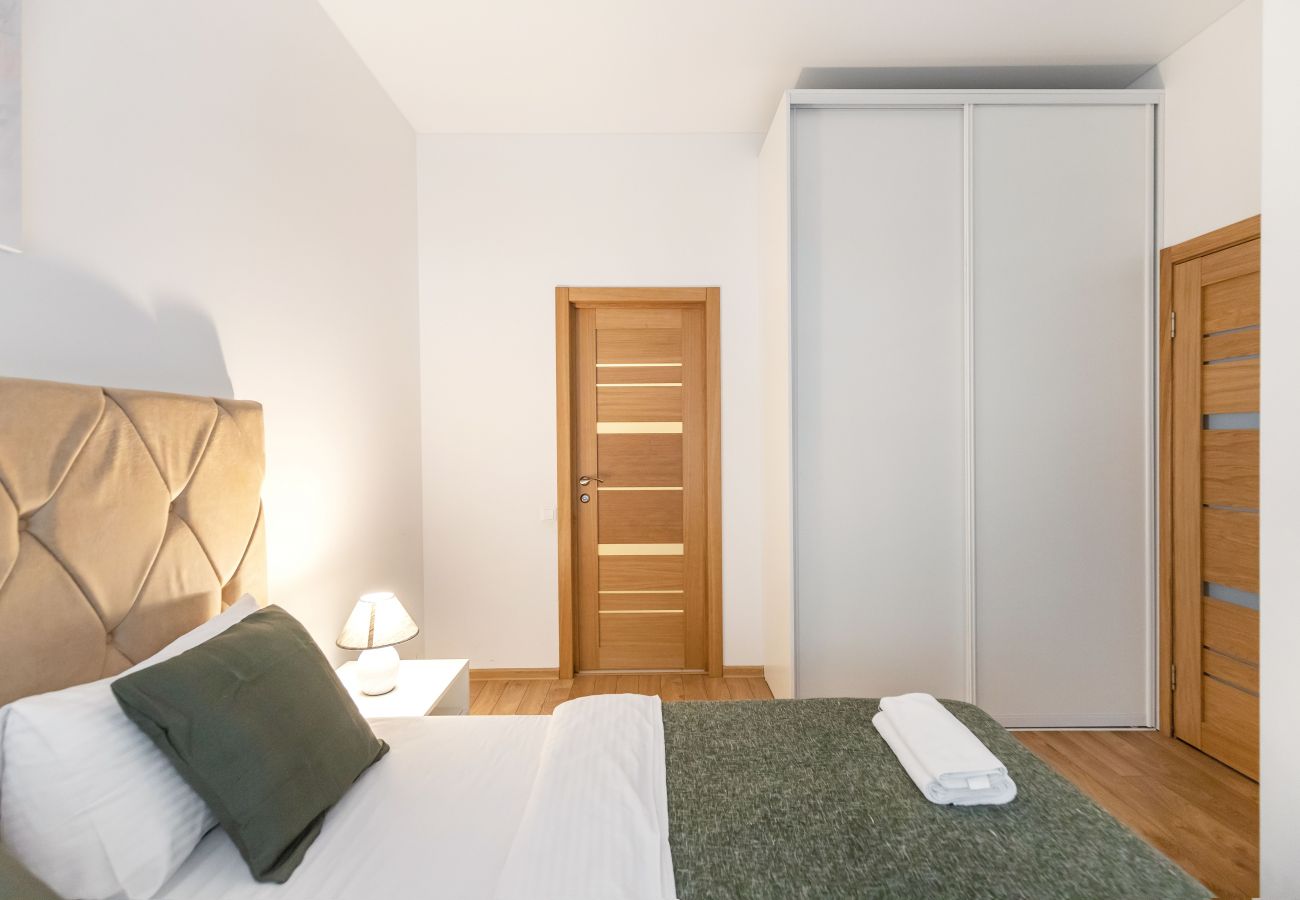Leilighet i Vilnius - Cosy 1 Bedroom 2 Bathroom Yard Apartment