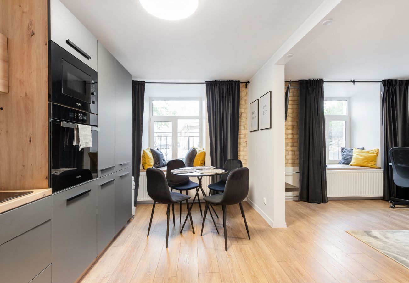 Leilighet i Vilnius - Newly Refurbished Lukiskiu Square Apartment