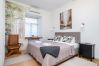 Leilighet i Vilnius - Spacious Apartment in Vilnius Old Town