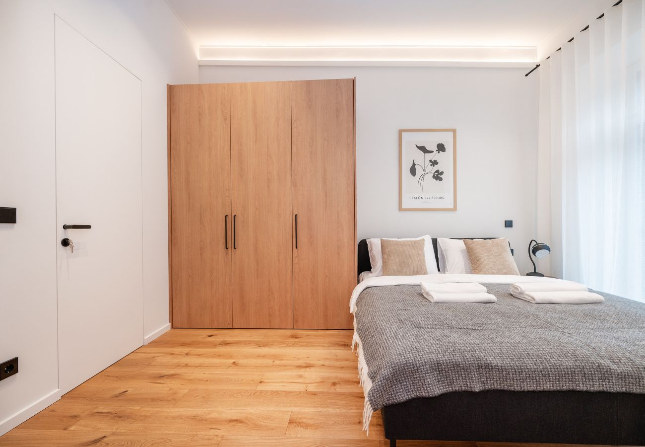 Leilighet i Vilnius - Newly Furnished Vilnius Town Hall Apartment 102