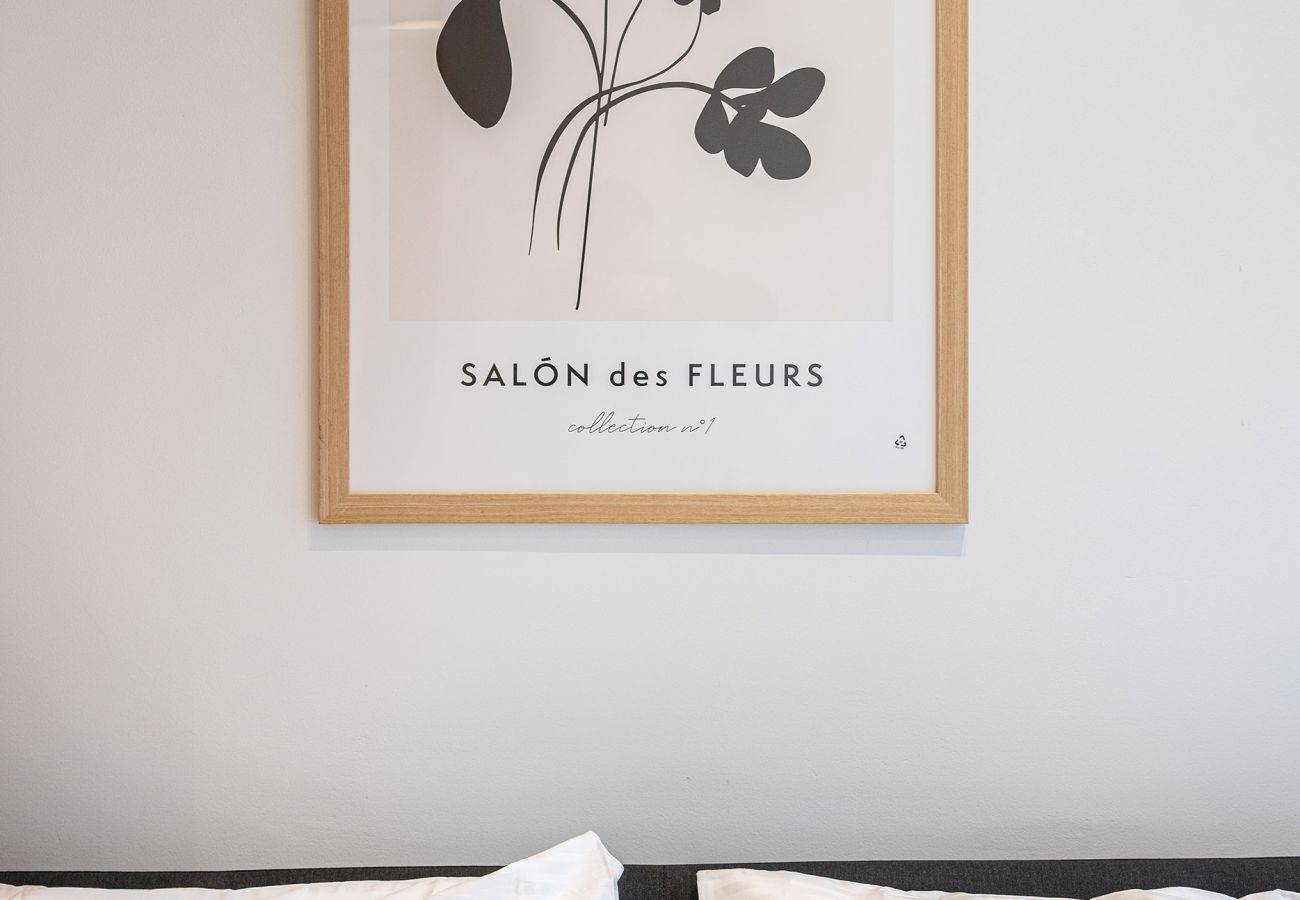 Leilighet i Vilnius - Newly Furnished Vilnius Town Hall Apartment 102