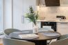 Leilighet i Vilnius - Newly Furnished Vilnius Town Hall Apartment 103