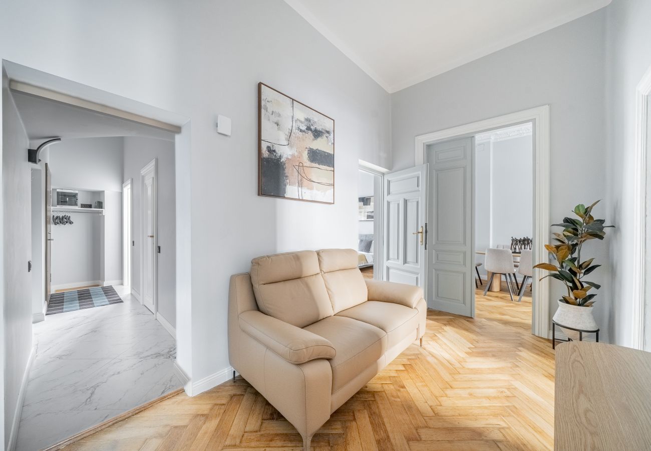 Leilighet i Vilnius - Newly Refurbished Luxurious 2 Bedroom Apartment