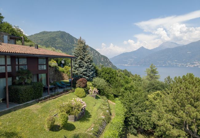 Leilighet i Menaggio - Villa Lake&Library with pool and tennis court