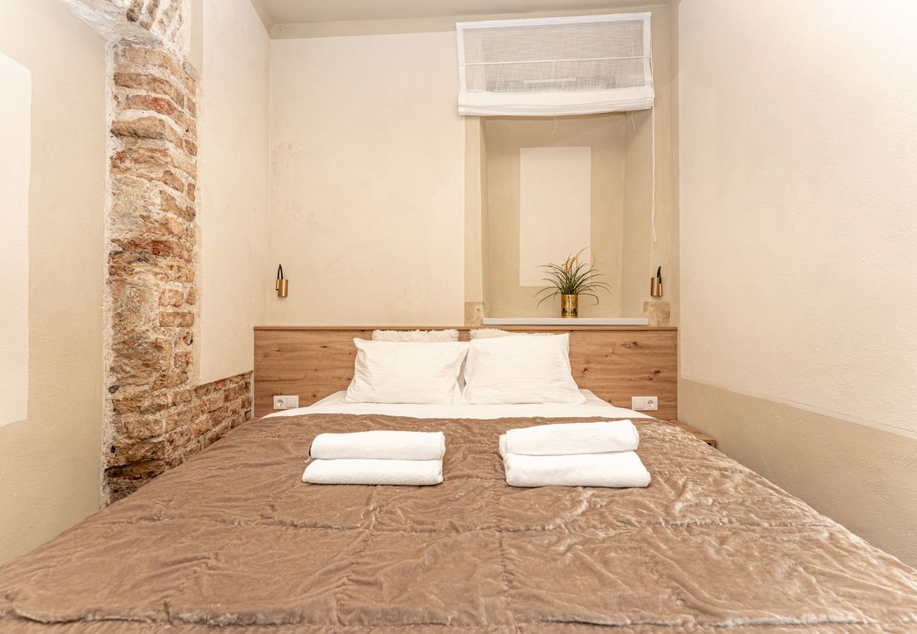 Ferienwohnung in Vilnius - Reformatu Square Apartment by Reside Baltic