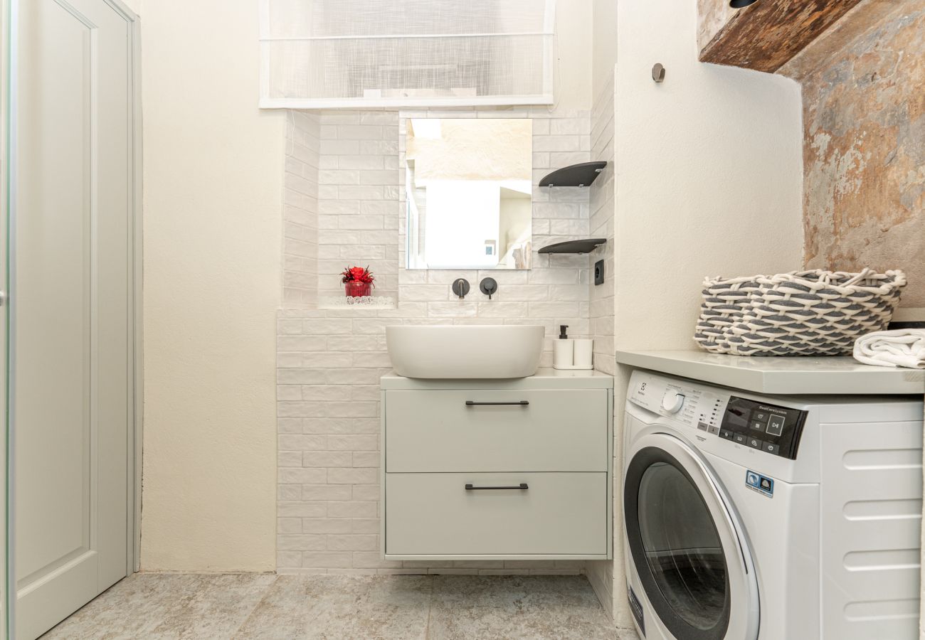 Ferienwohnung in Vilnius - Reformatu Square Apartment by Reside Baltic