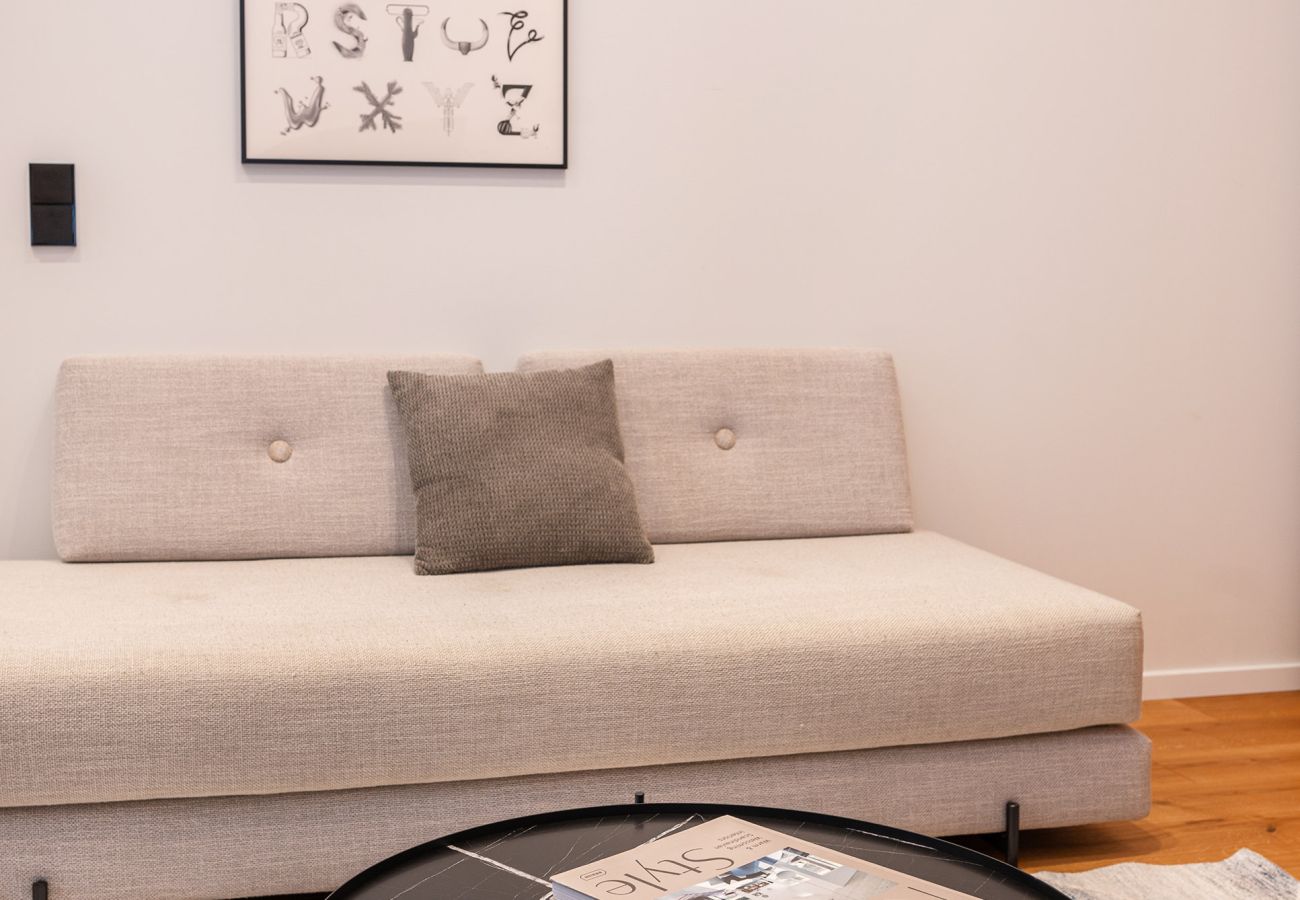 Ferienwohnung in Vilnius - Newly Furnished Vilnius Town Hall Apartment 102