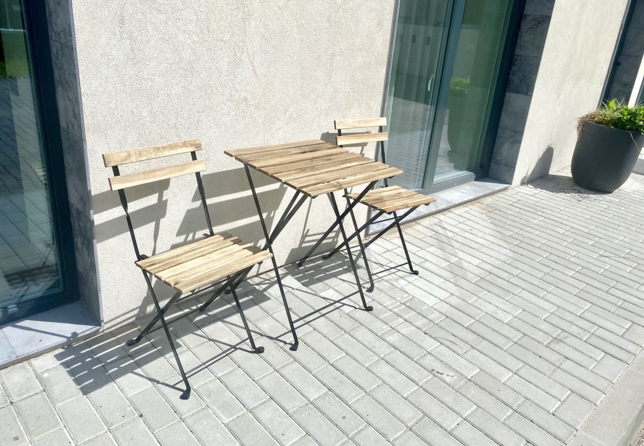 Ferienwohnung in Vilnius - Newly Furnished Vilnius Town Hall Apartment 103