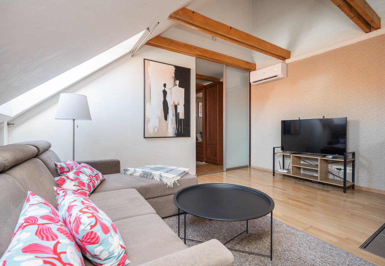 Ferienwohnung in Vilnius - ArtDeco Apartment C with Parking