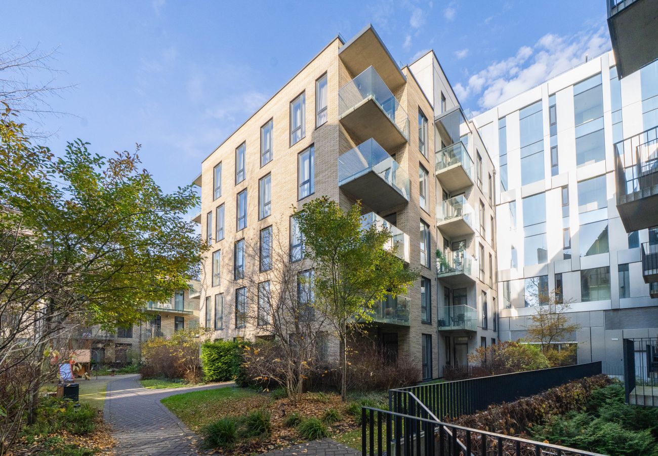 Apartament w Vilnius - 1 Bedroom Apartment next to Gediminas Avenue